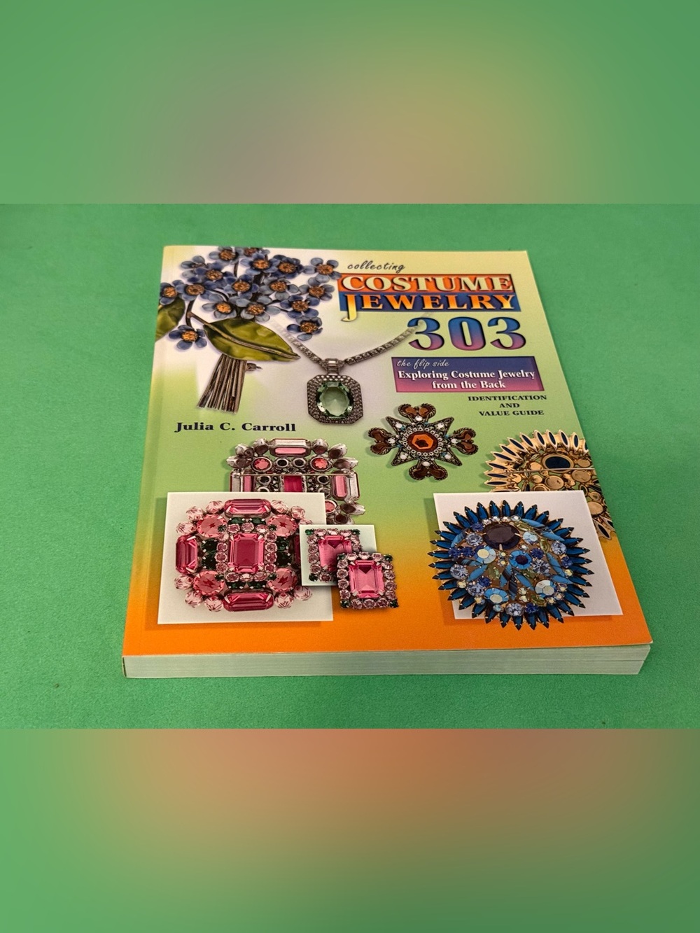 Costume Jewelry 303 Guide Book - Green and Multicolor Cover